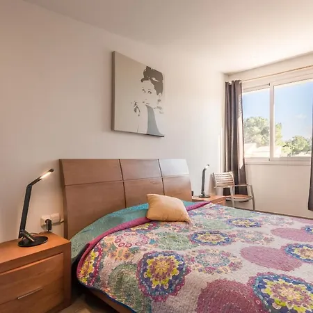 - 27077 Mallorca 손 세라 데 마리나